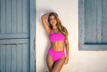 Załaduj obraz do przeglądarki galerii, Image 05: Rio De Sol Ensemble Set St-Tpz-Pink Reto Hotpant-High
