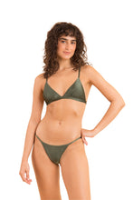 Załaduj obraz do przeglądarki galerii, Model Front: Rio De Sol Ensemble Set Croco Tri-Fixo California
