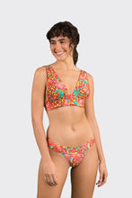 Załaduj obraz do przeglądarki galerii, Image 04: Rio De Sol Haut Top Tropics Halter-Marina
