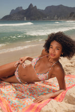 Załaduj obraz do przeglądarki galerii, Image 06: Rio De Sol Pareo Ditsy-Sky Canga
