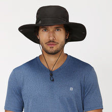 Załaduj obraz do przeglądarki galerii, Model Front: Uv Line Chapeau Souple/Capeline Safari Preto Upf50+
