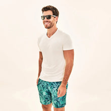 Załaduj obraz do przeglądarki galerii, Image 05: Uv Line Short De Bain Short Acqua Coqueiros Turquesa Upf50+
