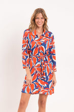 Załaduj obraz do przeglądarki galerii, Model Front: Rio De Sol Chemise Leaves Chemise
