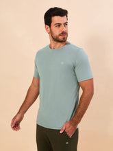 Załaduj obraz do przeglądarki galerii, Image 02: Uv Line T-Shirt Pour Homme T-Shirt New Fit Masc Verde Agua Upf50+
