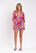 Załaduj obraz do przeglądarki galerii, Model Front: Rio De Sol Mini Dress Funny Mini Dress
