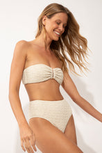 Załaduj obraz do przeglądarki galerii, Image 07: Rio De Sol Bas Bottom Brisa-Offwhite Hotpants

