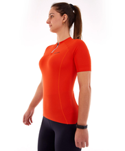 Załaduj obraz do przeglądarki galerii, T-Shirt Skin Fit Biker Com Bolsos Laranja Pitanga
