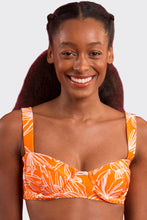 Załaduj obraz do przeglądarki galerii, Gallery: Rio De Sol Haut Top Trail-Orange Amelia
