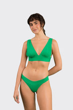 Załaduj obraz do przeglądarki galerii, Model Front: Rio De Sol Haut Top Tambourine Halter-Marina
