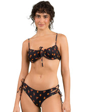 Załaduj obraz do przeglądarki galerii, Gallery: Rio De Sol Ensemble Set Cashew Balconet-Tie Madrid
