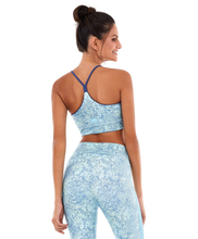 Załaduj obraz do przeglądarki galerii, Model Back: Alto Giro Fitness Haut Top Staff Alcinha Dupla Face Azul Movement
