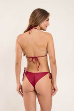 Załaduj obraz do przeglądarki galerii, Model Back: Rio De Sol Bas Bottom Touch-Carmim Cheeky-Tie
