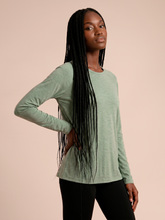 Załaduj obraz do przeglądarki galerii, Gallery: Uv Line T-Shirt Longsleeve Fem New Fit Mix Grey Upf50+
