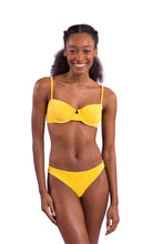 Załaduj obraz do przeglądarki galerii, Model Front: Rio De Sol Ensemble Set Malibu-Yellow Balconet Essential-Comfy
