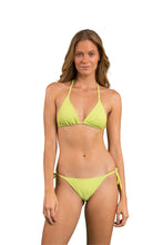Załaduj obraz do przeglądarki galerii, Model Front: Rio De Sol Haut Top Bora-Citrus Tri-Inv
