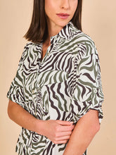 Załaduj obraz do przeglądarki galerii, Image 03: Uv Line Chemise Shirt Copa Fauna Upf50+
