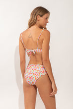 Załaduj obraz do przeglądarki galerii, Model Back: Rio De Sol Bas Bottom Ditsy-Sky Amy
