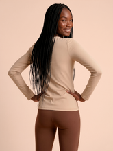 Załaduj obraz do przeglądarki galerii, Image 05: Uv Line T-Shirt Longsleeve Fem New Fit Sand Upf50+
