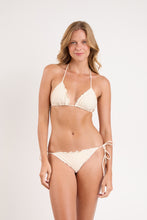 Załaduj obraz do przeglądarki galerii, Model Front: Rio De Sol Haut Top Touch-Natural Frufru
