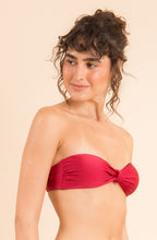Załaduj obraz do przeglądarki galerii, Image 08: Rio De Sol Haut Top Shimmer-Divino Bandeau-Joy
