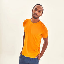 Załaduj obraz do przeglądarki galerii, Image 03: Uv Line T-Shirt Pour Homme T-Shirt Sport Fit Orange Upf50+
