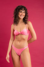 Załaduj obraz do przeglądarki galerii, Image 10: Rio De Sol Ensemble Set Shimmer-Confetti Bandeau-Joy Essential
