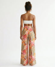 Załaduj obraz do przeglądarki galerii, Model Back: Rio De Sol Pantalon De Plage Oasis Wide Pants
