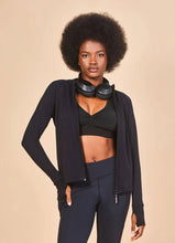 Załaduj obraz do przeglądarki galerii, Gallery: Uv Line T-Shirt Jacket Fem New Fit Black Upf50+
