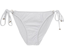 Załaduj obraz do przeglądarki galerii, Product Front: Rio De Sol Bas Bottom Cloque Branco New Comfort
