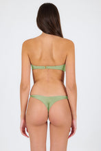 Załaduj obraz do przeglądarki galerii, Model Back: Rio De Sol Ensemble Set Oliva Bandeau-No Nice-Fio
