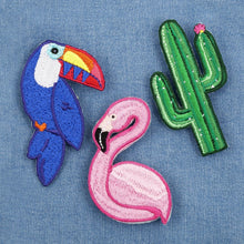 Załaduj obraz do przeglądarki galerii, Badges Tropical
