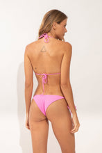 Załaduj obraz do przeglądarki galerii, Model Back: Rio De Sol Ensemble Set Crespinho-Rosa Tri-Inv Cheeky-Tie
