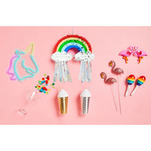 Załaduj obraz do przeglądarki galerii, Image 04: Sunnylife Fête Rainbow Mini Pinata
