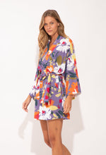 Załaduj obraz do przeglądarki galerii, Image 09: Rio De Sol Robe De Plage Garden-Flower Kimono
