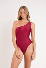 Załaduj obraz do przeglądarki galerii, Model Front: Rio De Sol Une Pièce Touch-Carmim Sienna

