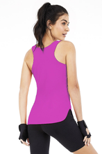 Załaduj obraz do przeglądarki galerii, Model Back: Alto Giro Fitness Haut Regata Skin Fit Alongada Gola V Pink Orchid
