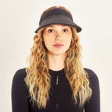 Załaduj obraz do przeglądarki galerii, Model Front: Uv Line Visière Visor Brunei Preto Upf50+
