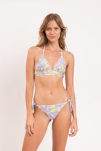 Załaduj obraz do przeglądarki galerii, Model Front: Rio De Sol Ensemble Set Glow Tri-Cos Cheeky-Micro

