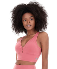 Załaduj obraz do przeglądarki galerii, Model Front: Alto Giro Fitness Haut Top Supplex Termo Coral Energy

