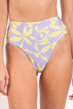 Załaduj obraz do przeglądarki galerii, Bottom Glow Hotpants
