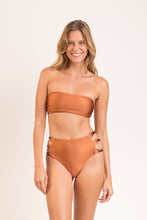 Załaduj obraz do przeglądarki galerii, Bottom Nocciola High-Waist-Spin
