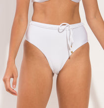 Załaduj obraz do przeglądarki galerii, Bottom Shimmer-White Belted-High-Waist
