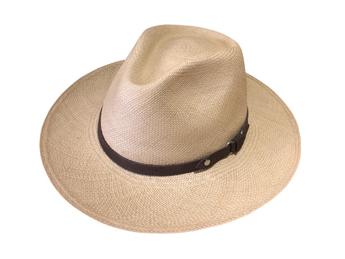 Model Front: De Punta En Blanco Chapeau Panama Ravel Australia Beige