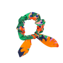 Załaduj obraz do przeglądarki galerii, Delight Scrunchie
