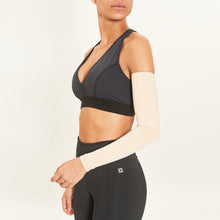Załaduj obraz do przeglądarki galerii, Long Sleeve Beige UPF50+

