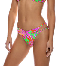 Załaduj obraz do przeglądarki galerii, Image 05: Luli Fama Bas Bottom Crossing String Vivi Il Momento
