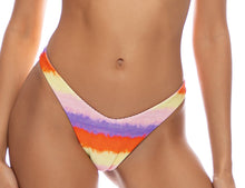 Załaduj obraz do przeglądarki galerii, Image 06: Luli Fama Bas Bottom Underwire Miami Sunsets
