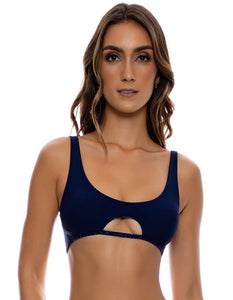 Image 02: Luli Fama Haut Top Scoop Lux Midnight Blue