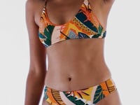 Załaduj i odtwarzaj film w przeglądarce Gallery, Video: Rio De Sol Haut Top El-Arco Bralette
