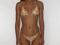 Załaduj i odtwarzaj film w przeglądarce Gallery, Video: Luli Fama Haut Top Wavy Ruched Limoncello
